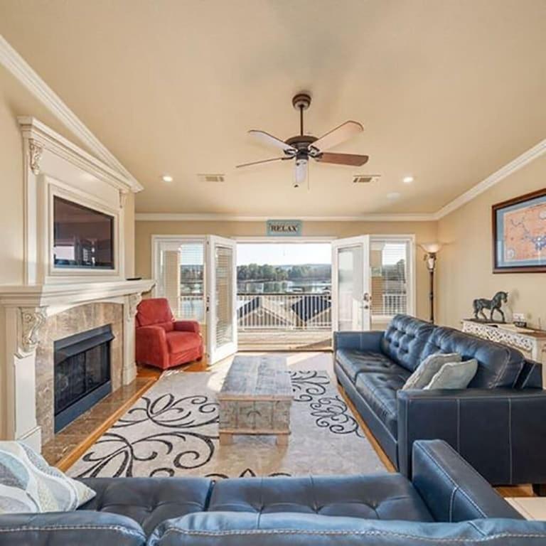 Views!! Luxury Condo W/Gourmet Kitchen, Breathtaking Views Lake Hamilton Buitenkant foto