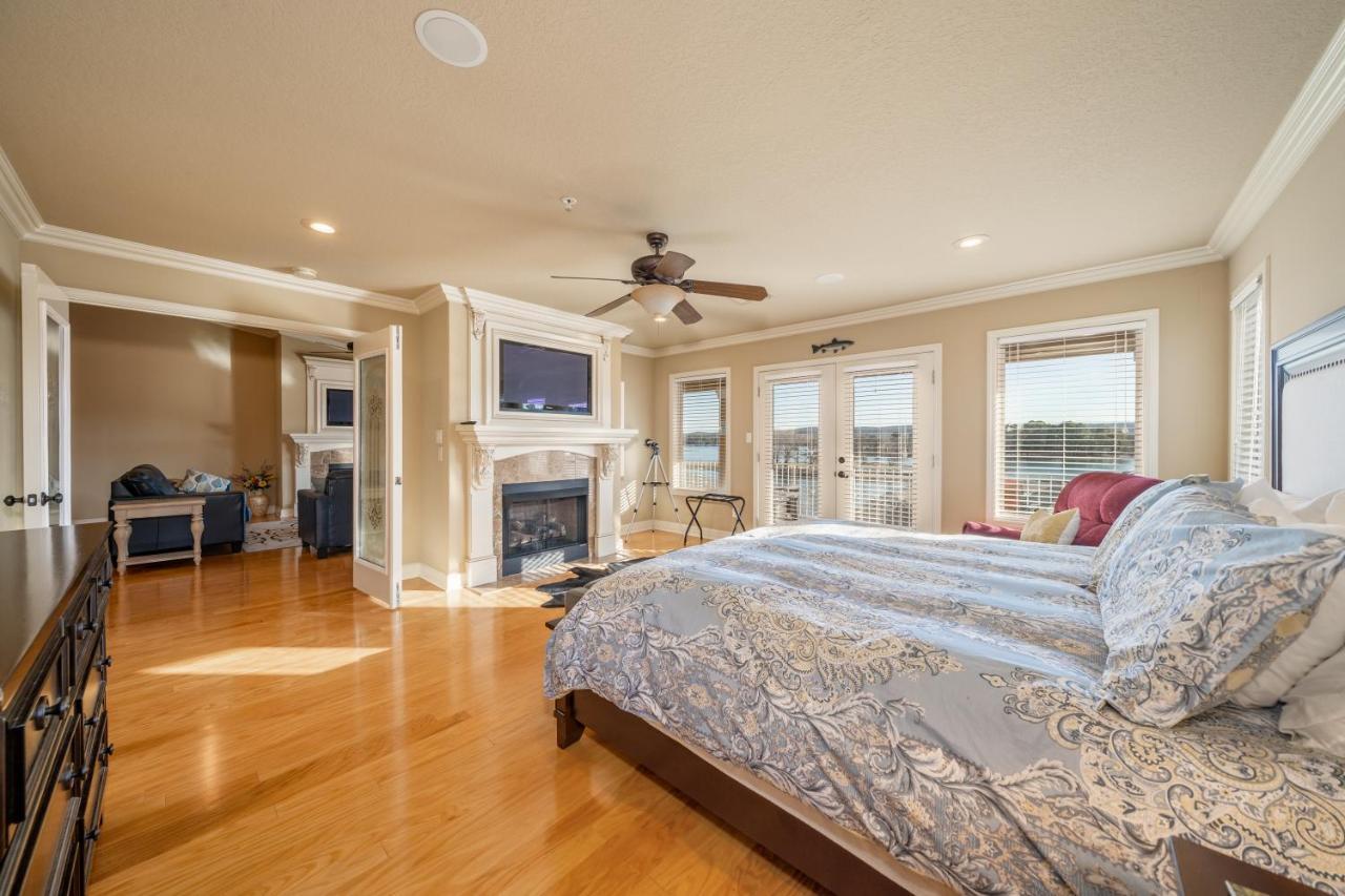 Views!! Luxury Condo W/Gourmet Kitchen, Breathtaking Views Lake Hamilton Buitenkant foto